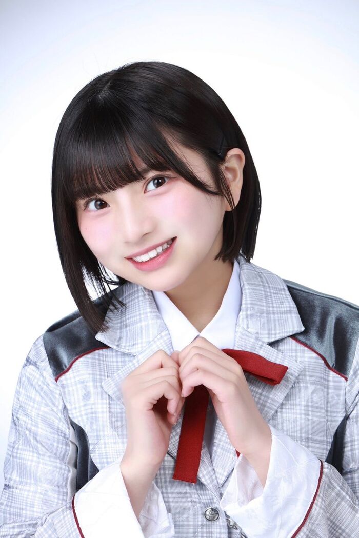 [Image] She is 148cm tall and has big breasts that are dangerous lol Hinano Himeno boldly exposes her round bust in lingerie pictorial!! 2th image