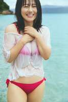 [Video] Sayaka Isoyama (42) boldly exposes her soft breasts wwwwww The making of the latest swimsuit photo book "Afterglow" is very popular!!
