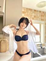 Uma Musume voice actress Karin Isobe, who is known as the gravure princess of the voice actor world, is showing a bikini pictorial that has been polished with beauty lol