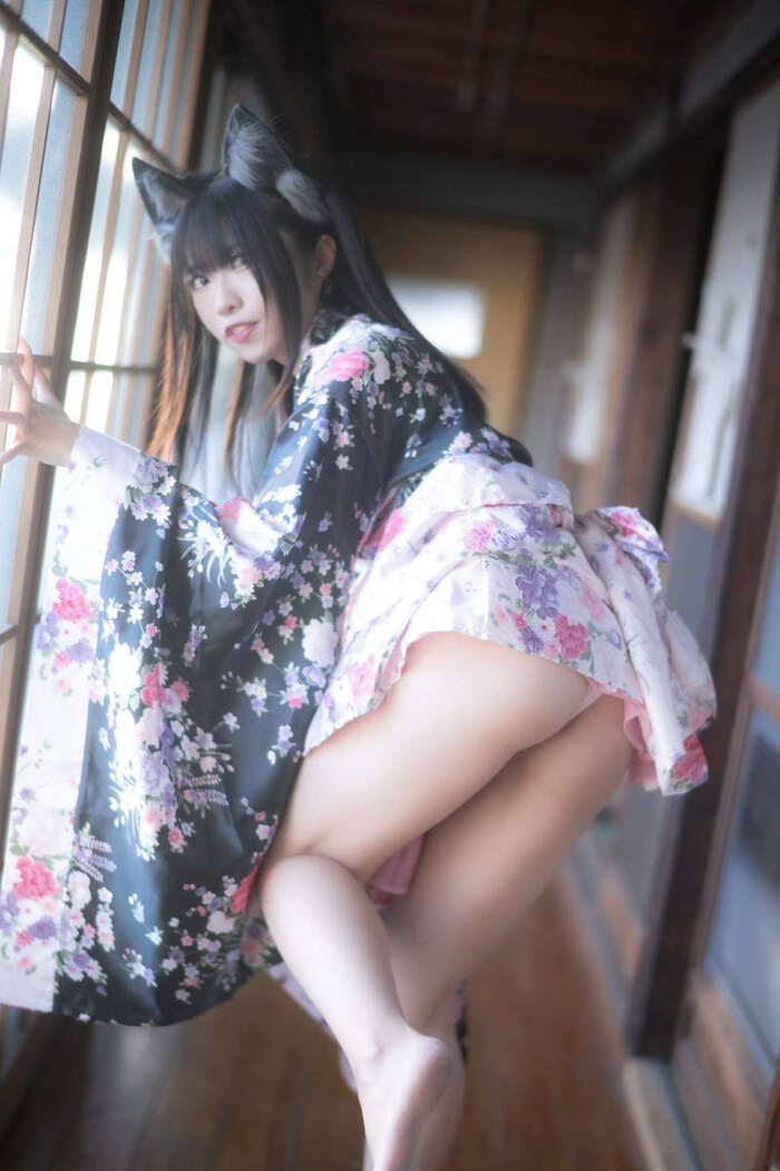 Erotic image looking at the yukata buttocks 15th image