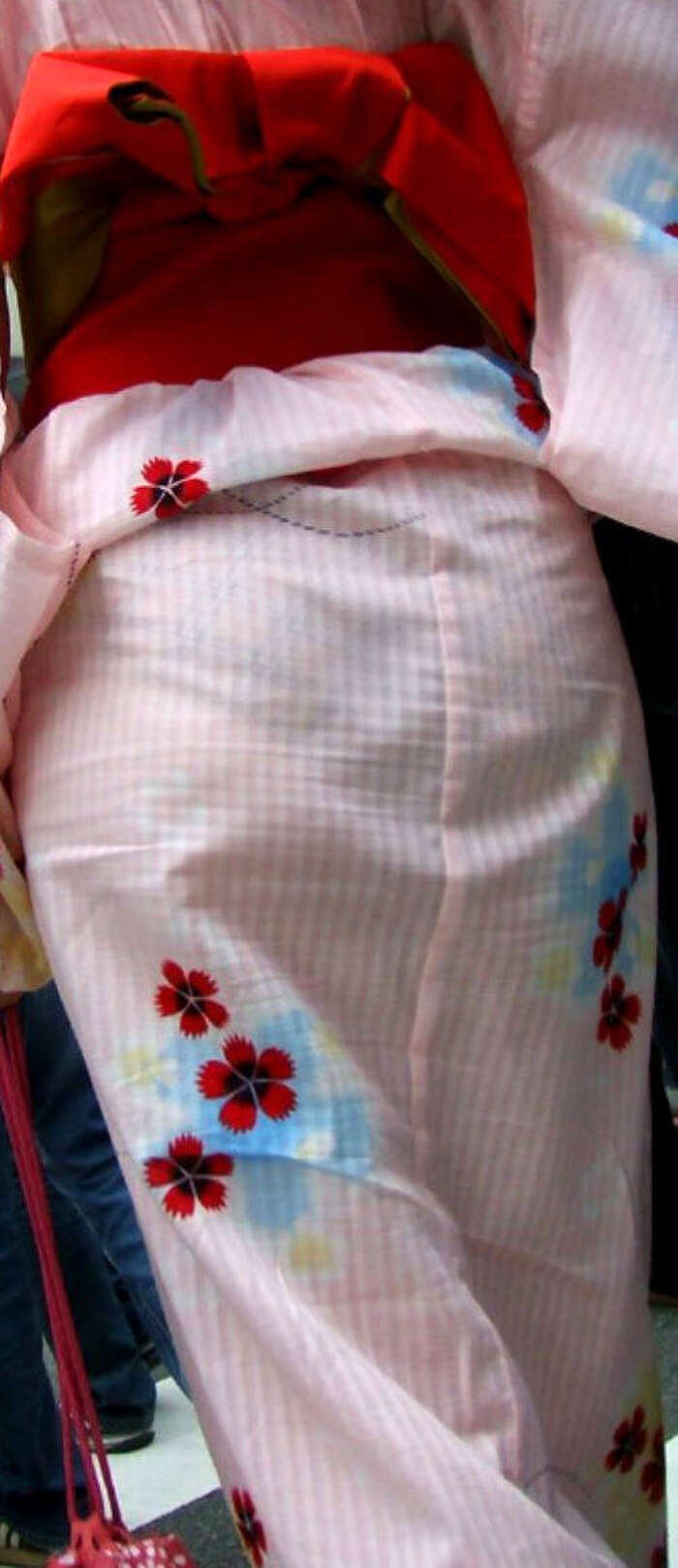 Erotic image looking at the yukata buttocks 34th image