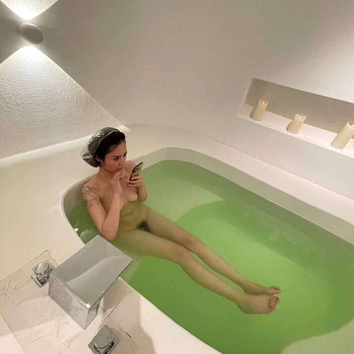 Hotel bath erotic image 31th image