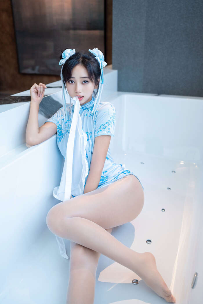 XiuRen Xiuren.com Uncensored Shi An An Shi An An - R18 Xiuren.com Model Chunli Blue and White Porcelain (91P) 27th image