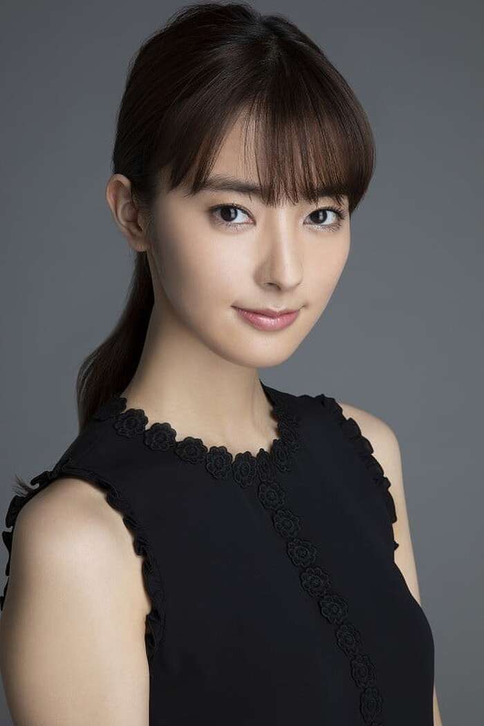 [Image] Orthodox beautiful actress lifts the ban on her first lingerie appearance wwwwww Mayu Miyamoto releases her first underwear cut from her 1st photo book!! 2th image