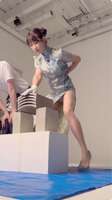 [Image + video] Seika Horie Anna is wearing a cheongsam and white pants are fully visible.