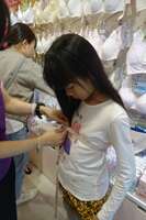 [Image] JS: "It's my first time wearing a bra, but I want to measure my size..."