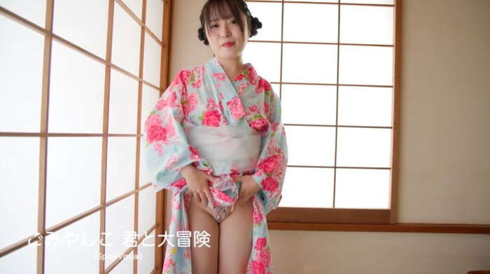 A self-proclaimed eternal 10-year-old legal loli gravure doll Garbage and Shiko, showing through the nipples that were guarded in her first R18 work ww 24th image