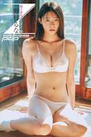 [Image] 18-year-old G cup who is bound to break, the destructive power of swimsuit gravure is dangerous wwwwww Runa Nomura, the photo book "Super Generation Z Style" is released!!