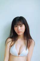 [Big breasts image] Nogizaka46's official rival (18) lifts the ban on wearing a swimsuit for the first time ww www "The blue sky I wanted to see" Ami Kanazawa releases a pure white bikini cut from the 1st photo book! !