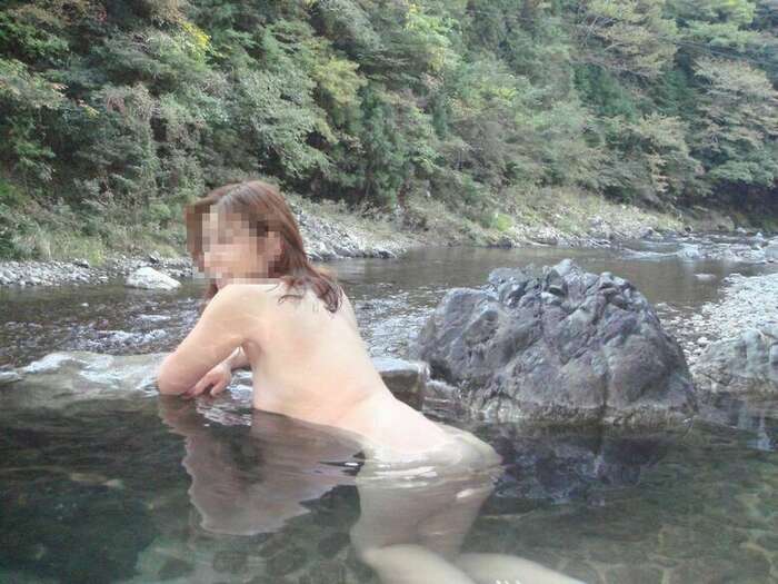 Open-air bath voyeur erotic image! I want 🥰 to look at the beautiful breasts and nipples ♡ of a naked woman all the time 40th image