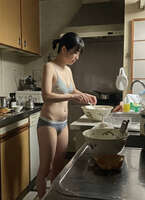 Wife's domestic erotic image