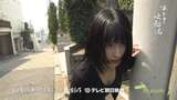 [8 images] Anri Morishima bends down and exposes her cleavage with a chest glimpse on the all-out slope!