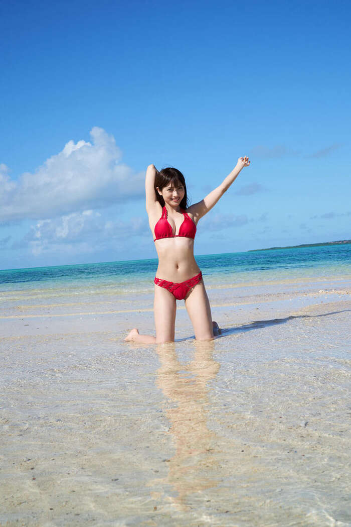 【画像】最初で最後の金髪！！桃月なしこ、血管おっぱいグラビアがエッチすぎるwwwwwwランジェリー姿のオフショットにファン大興奮！！！ 14th image