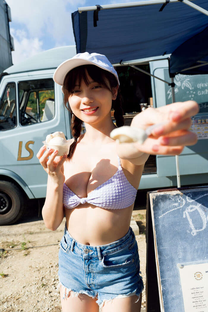【画像】最初で最後の金髪！！桃月なしこ、血管おっぱいグラビアがエッチすぎるwwwwwwランジェリー姿のオフショットにファン大興奮！！！ 17th image