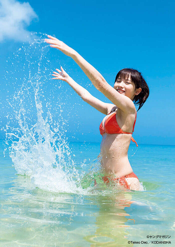 【画像】最初で最後の金髪！！桃月なしこ、血管おっぱいグラビアがエッチすぎるwwwwwwランジェリー姿のオフショットにファン大興奮！！！ 22th image