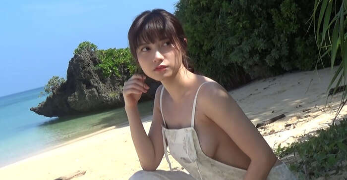 【画像】最初で最後の金髪！！桃月なしこ、血管おっぱいグラビアがエッチすぎるwwwwwwランジェリー姿のオフショットにファン大興奮！！！ 25th image