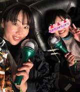 [Image] Former gravure Waka Inoue (45)'s daughter, looks just like her mother