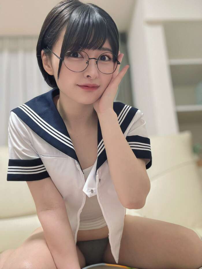 The amount of sperm when dressed in an erotic arranged sailor suit is abnormal! Uniform Cosplay Image Vol.3 42th image