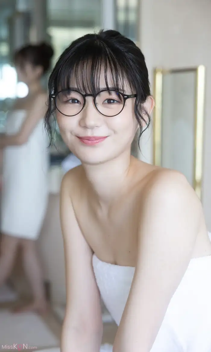 Kasumi Hasegawa (長谷川かすみ) & Yui Ito (伊藤優衣) & Yuki Mizuhara (水原ゆき):【デジタル限定】『俺達のあざす。』写真集「会社の同僚3人と社員研修で温泉旅館に来た結果」 (週プレ PHOTO BOOK) (82 photos) 18th image