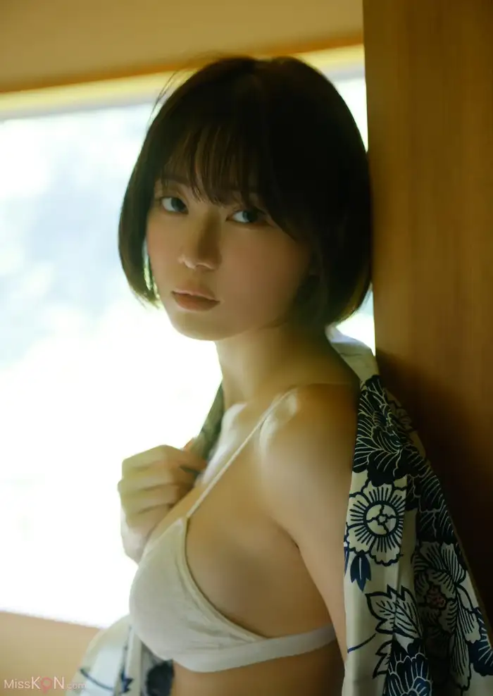 Ikechan: Ike Journey Spi Sun Gravure Photo Book (43 photos) 2th image