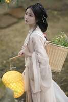 YiTuYu艺图语 Vol.10020 Xiao Wen Nuan Xiang Yao Ge Da Tai Yang (18P)