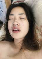 A woman who has been shot in the face wwwwwwwwww