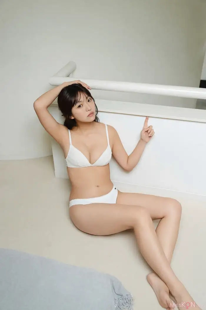 Toyoda Runa (豊田ルナ): FLASHデジタル写真集 Updated-Me (81 photos) 21th image