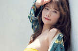 Reina Taozono An emotional worldview that fascinates with her mature appearance that blends into the tranquility of the resort.
