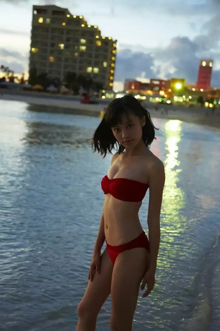 Let's check if Ruriko Kojima is 'too thin' in a swimsuit! ! 23th image