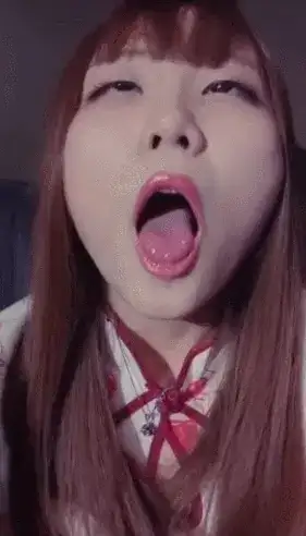 50 tongue fetish erotic GIF images I collected lewd mouths such as tongue kisses and licking 8th image