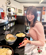 【画像】地方女子アナ「つけ麺食べまーす」