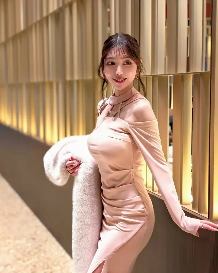 40-year-old gravure idol Meru Amemiya with a sharp body 3th image