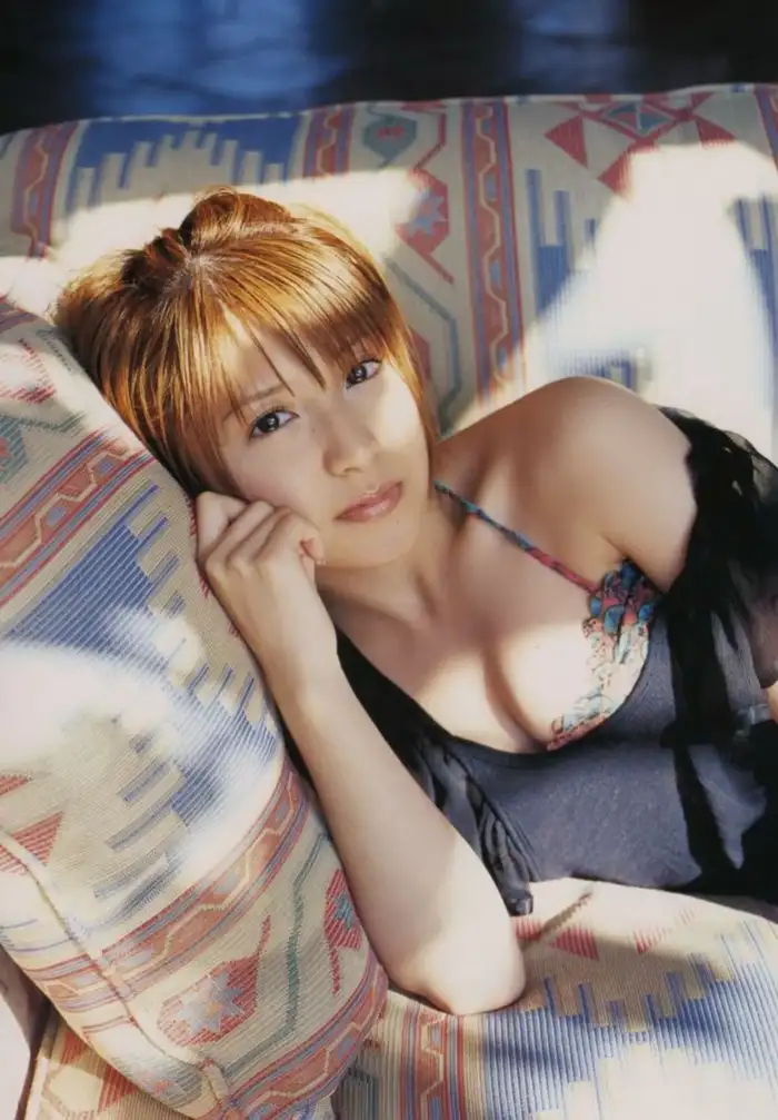 Mari Yaguchi Erotic Images: 99 Photos - The 3rd Generation Morning Musume. Collected Leader's Flat-Chested Swimsuit Gravure 32th image