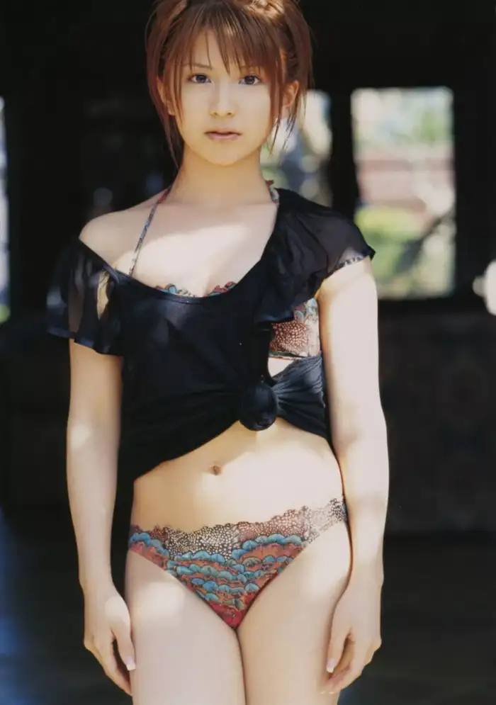 Mari Yaguchi Erotic Images: 99 Photos - The 3rd Generation Morning Musume. Collected Leader's Flat-Chested Swimsuit Gravure 34th image
