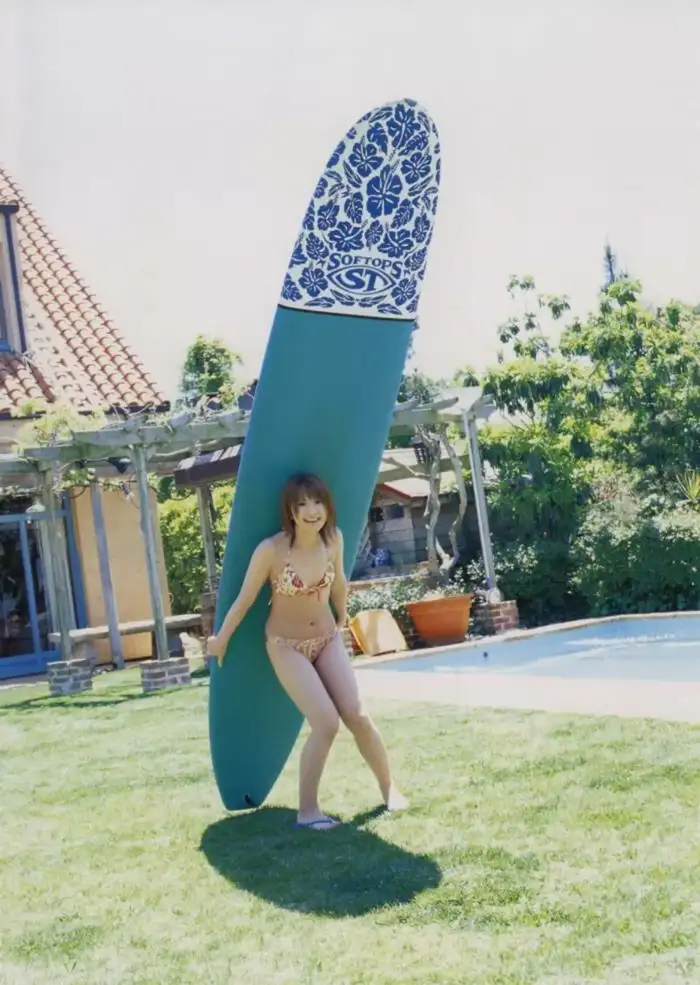 Mari Yaguchi Erotic Images: 99 Photos - The 3rd Generation Morning Musume. Collected Leader's Flat-Chested Swimsuit Gravure 49th image