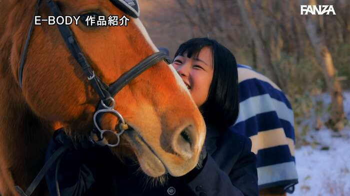 Hinako Higashimine (22), with H-cup breasts and a curvy body, makes her AV debut with a sturdy butt trained by horseback riding, tightening her www 18th image