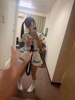 143cm tall, petite beauty Kana Yura posts a school swimsuit video on X that goes viral overseas, leading to an apology lol