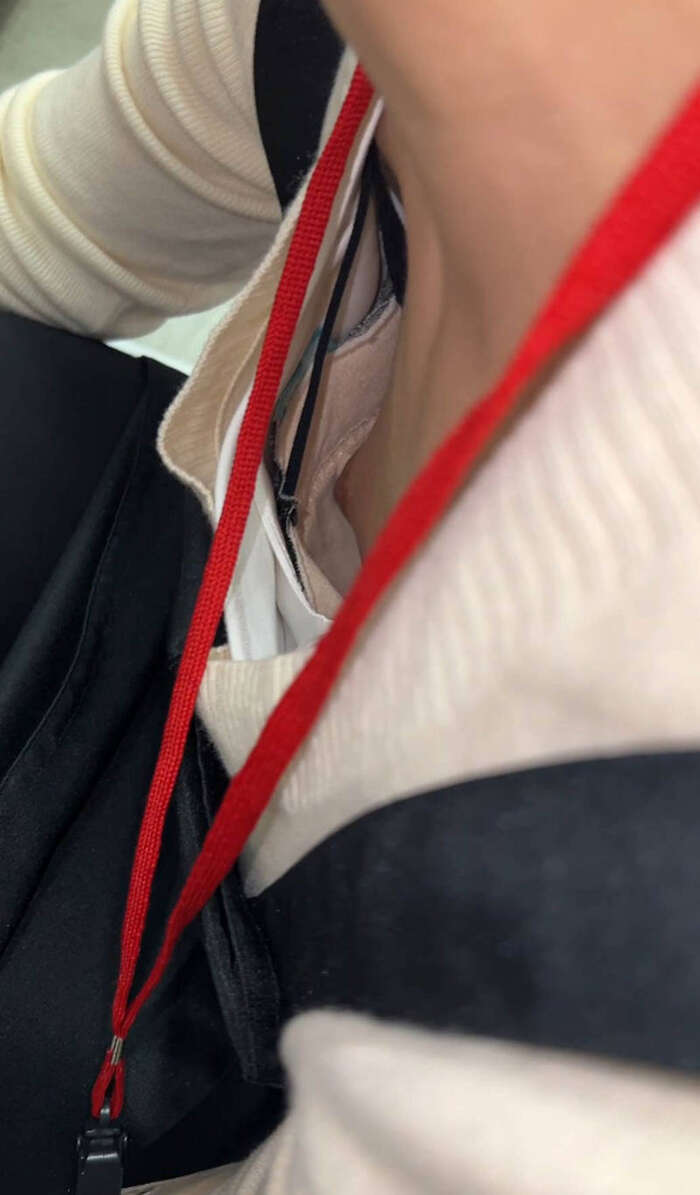 Erotic images triggered by the cleavage sensor 49th image