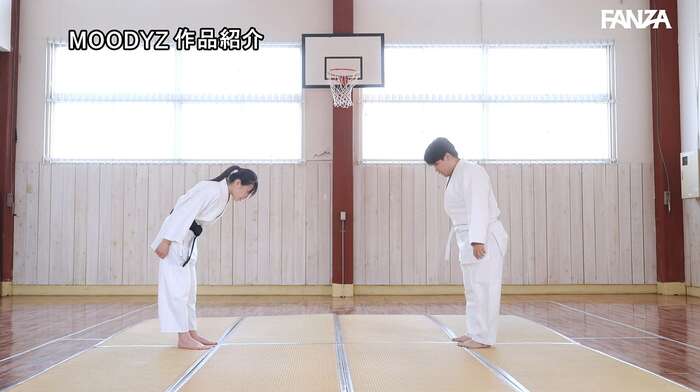 Ruruna Akamaru: Judo College Girl AV Debut 19th image