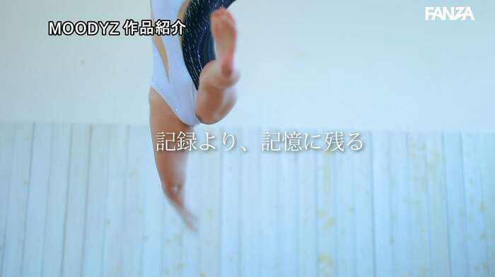 Sana Saine: Petite gymnastics athlete makes her AV debut 92th image