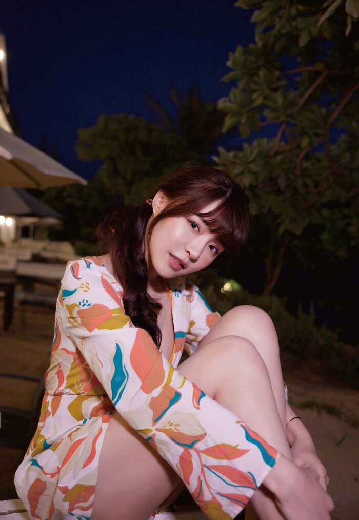 Yuan Yuan - Wu Jie-An Photobook Digital Edition Part 01 (56P) 28th image