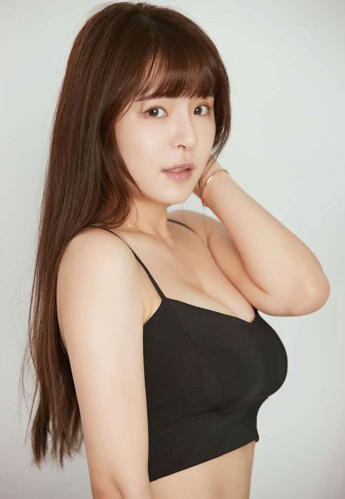 Yuan Yuan - Wu Jie-An Photobook Digital Edition Part 01 (56P) 44th image
