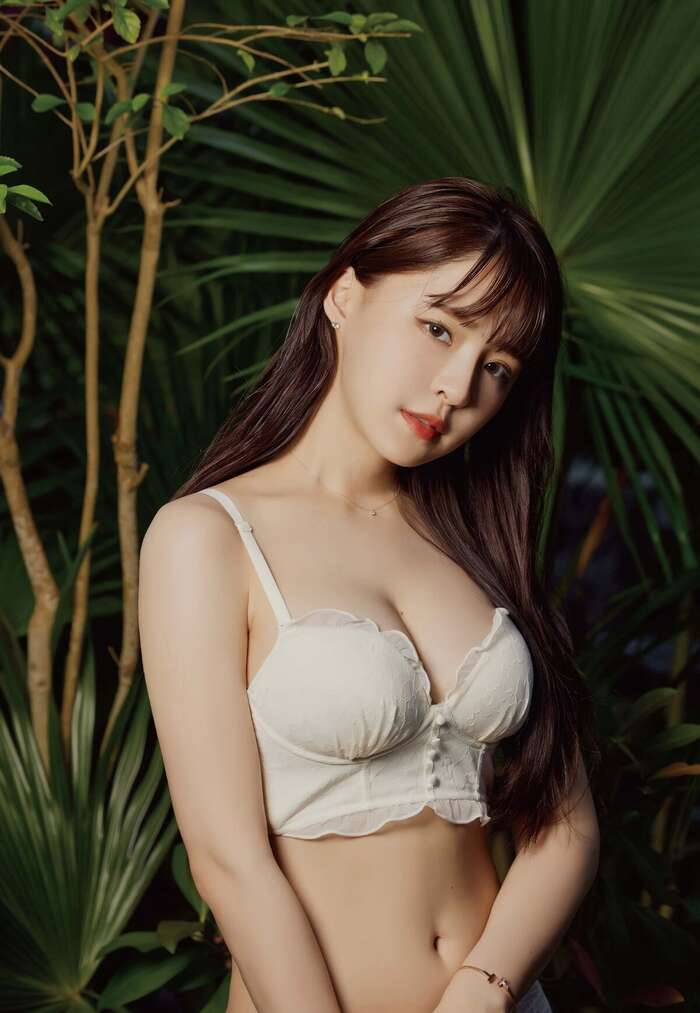 Yuan Yuan - Wu Jie-An Photobook Digital Edition Part 01 (56P) 47th image