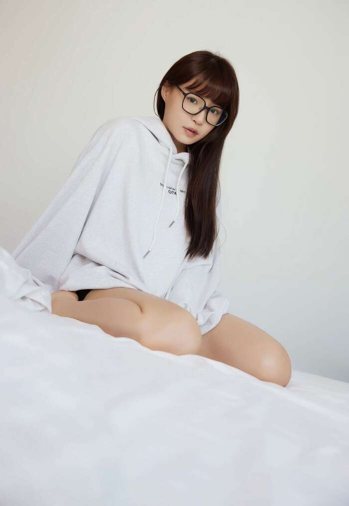 Yuan Yuan - Wu Jie-An Photobook Digital Edition Part 01 (56P) 7th image