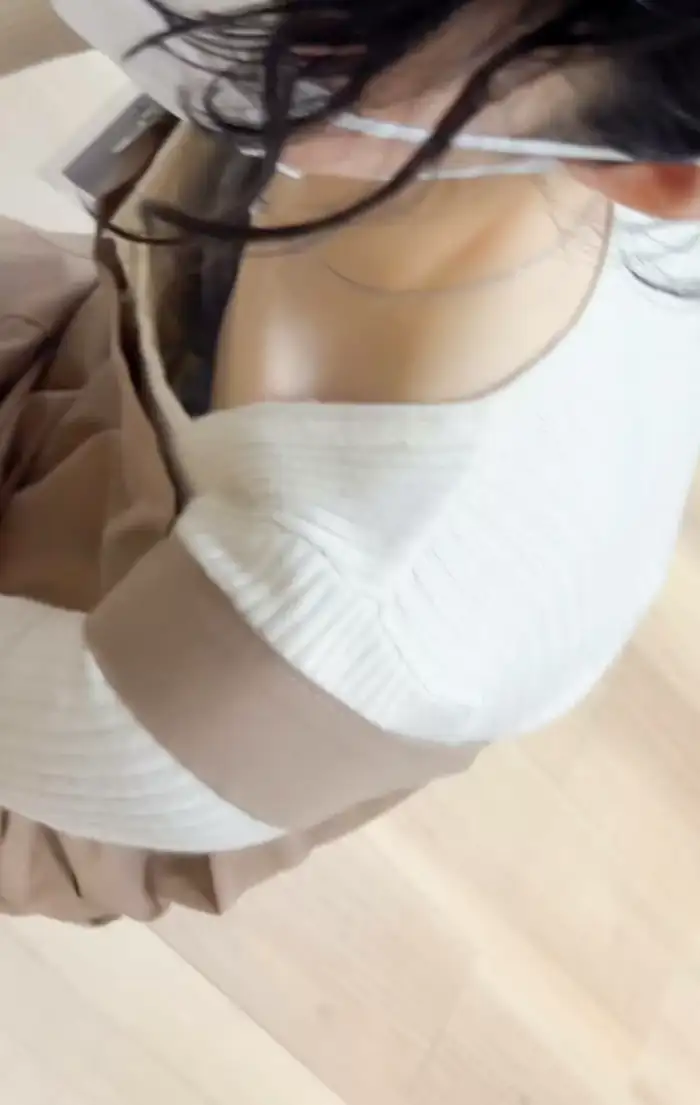 98 amateur cleavage erotic images: A collection of hidden camera footage of ordinary women whose cleavage is too visible 4th image