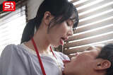 Moe Sakakibara: A female employee who got wet from deep kissing... A mutually loving kiss sex between the boss and her madness.