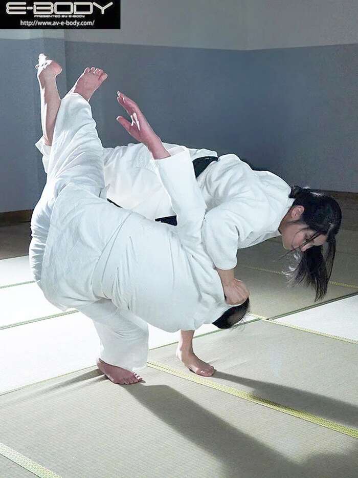 Reya Daimon, K-cup black belt judoka, makes her AV debut 8th image