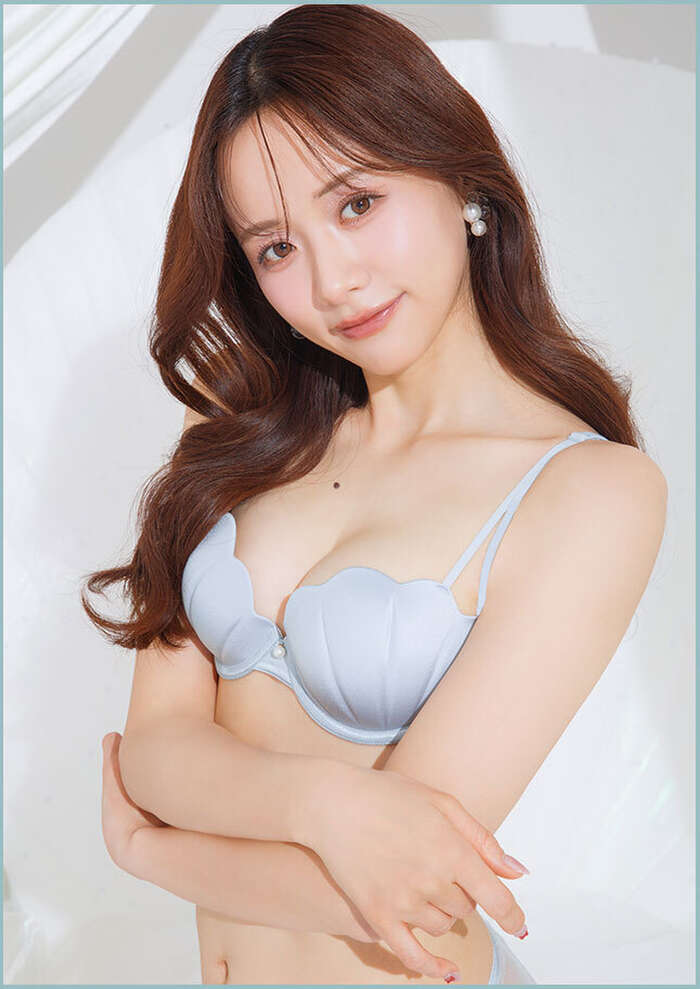 元テレビ東京アナウンサーの森香澄(31)下着モデルになってプリケツをご開帳www 14th image