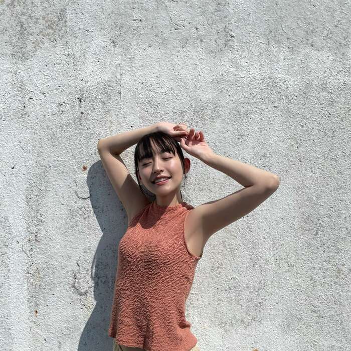 [Image] The strongest gravure idol with a strong face, her plump beautiful butt is way too sexy lololol Fans are thrilled by Kanami Takasaki's swimsuit gravure off-shot!! 20th image