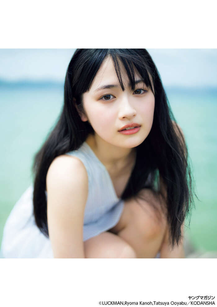 [Image] 17-year-old beautiful busty high school girl explodes with charm in swimsuit gravure lolololol Miss Magazine 2025 Kokoro Haru shows off a translucent bikini look!! 11th image